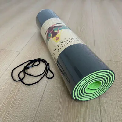 TPE yoga matı, kaymaz, kalın (61 x 0,8 cm), ev kullanımı için - 12