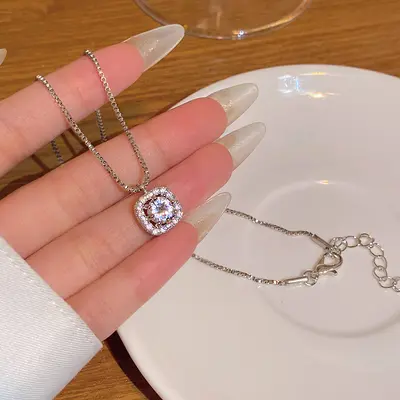 高级感超闪锆石钛钢项链女百搭小众气质银色锁骨链网红新款配饰品 - 8