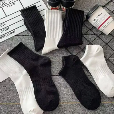 Men's and Women's Cotton Mid-Calf Sports Socks