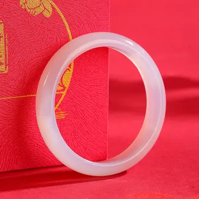 Jingde Jewelry Natural White Agate Bangle Round Bar Women's White Moonlight Chalcedony Bracelet Jewelry Gift Wholesale
