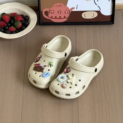 2,5 cm Kemerli Delikli Terlik Kadın Kalın Taban EVA Sandalet - 11