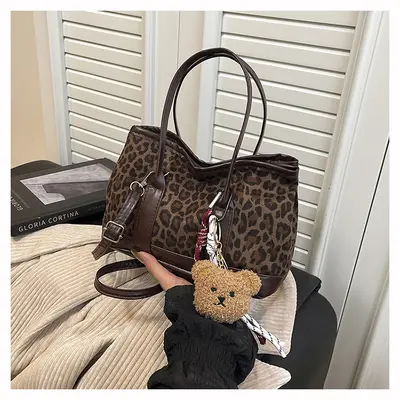 Retro leopar desenli süet kova çanta, çapraz askılı - 7