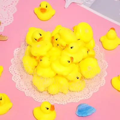 Weiche Gummi-Quietsche-Badeente für Kinder