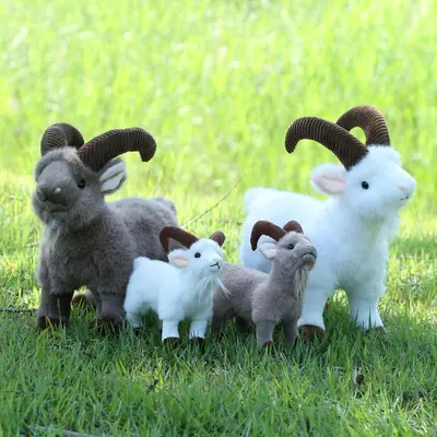 Cute Simulation Goat Plush Toy, Home Decoration and Comfort Doll