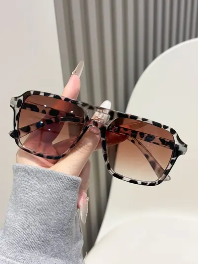 4-Piece Set Double-Bridge Large-Frame Women's Sunglasses, UV Protection - 8