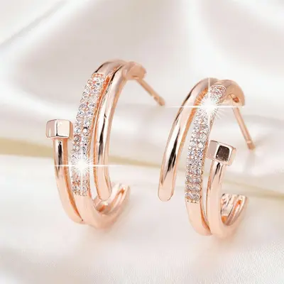 Hochwertiges Mikro-Pavé-Zirkonia-18K-Goldplattierter Nagel-Armband für Damen, europäisch-amerikanischer Luxus-Nischendesign - 11