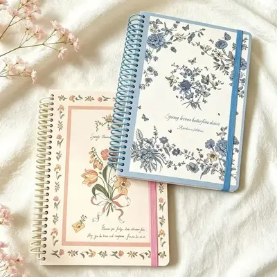 B5 çiçek desenli spiral defter, 150 yaprak, sert kapaklı, kurdeleli