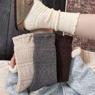 Women's Spring Autumn Calf Socks, Lace Hollow Retro Style