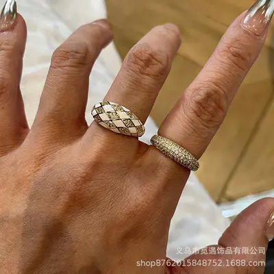 中古金色菱格满钻戒指女款轻奢小众高级感八芒星老钱风食指戒指环 - 3