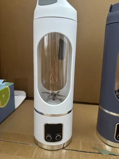 Tragbarer Ladegerät-Saftbecher, elektrische Entsaftungsmaschine, Mini-Mixbecher, neues Modell, grenzüberschreitend, Haushalt, klein, tragbar, elektrisch - 7