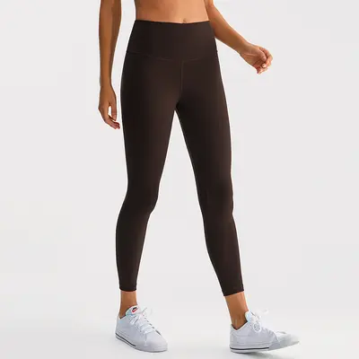 Hochgeschnittene Po-Lifting Yogahose, 7/8, atmungsaktiv - 13