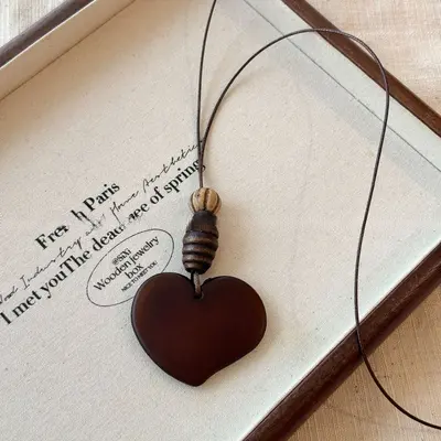 Geometric wood bead resin pendant necklace, vintage, long - 11