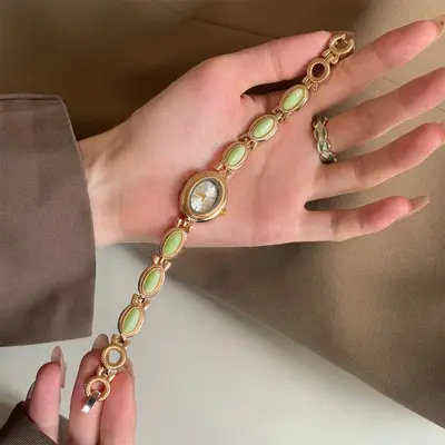 新款热销厂家直销外贸小香中古轻奢手链表气质手表复古小金表女表 - 8