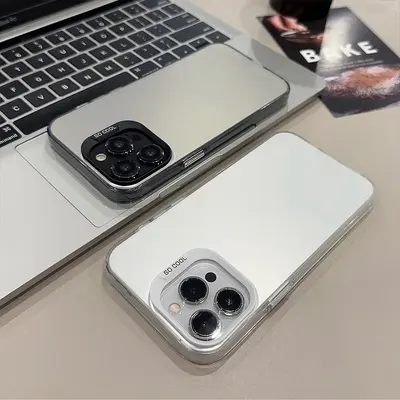 iPhone 16 Hülle in Silberfarbe, doppelschichtige Hartschale
