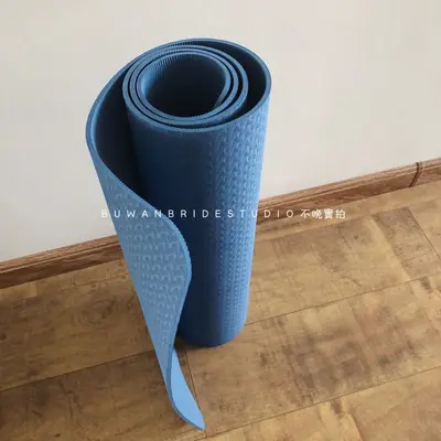 厂家批发 电商款单色双色tpe纯色瑜伽垫健身垫环保