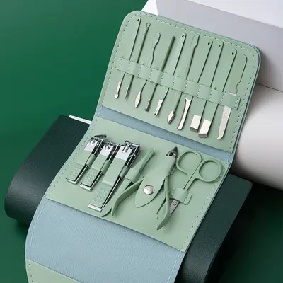 Tırnak makası seti Tırnakları kesmek için kullanışlı güzellik aletlerinden oluşan 16 parçalı set, manikür, manikür pensesi, pedikür bıçağı, kulak kazma bıçağı