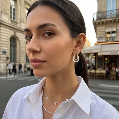 Geometric U-shaped Earrings for Women Brass Plated with 18K Real Gold Black and White Color Block Rhinestone Inlaid Architectural Style Cross-border Live Streaming Wholesale Supply
