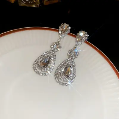 Silbernadel-Ohrstecker Wassertropfen-Troddeln mit Diamanten - 7