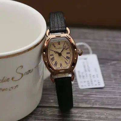 Barrel-Shaped Women's Quartz Watch Oval Leather Strap - 4
