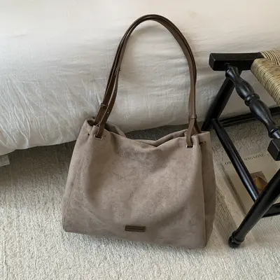 Women's Large Capacity Suede-Look Underarm Tote Bag - 12