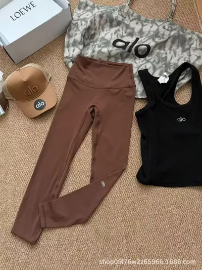 Alo Leggings, schwarz, hoher Bund, bauchformend - 11
