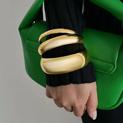 Europäische und amerikanische grenzüberschreitende Mode Metall Bühnen Armbandsatz für Frauen, personalisiertes übertriebenes Zahnrad breites Armband Armreif - 11
