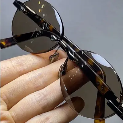 Frameless Round Brown Sunglasses - 4