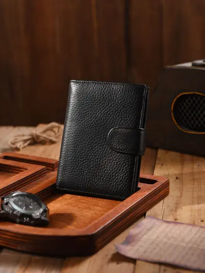 Vintage RFID-Blocking Cowhide Men's Short Wallet - 7