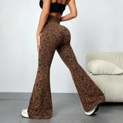 Sınır ötesi Avrupa-Amerika leopar desenli yoga mikro paça kadın yüksek bel kaldırıcı baskılı spor kloş pantolon şeftali kalça fitness uzun pantolon
