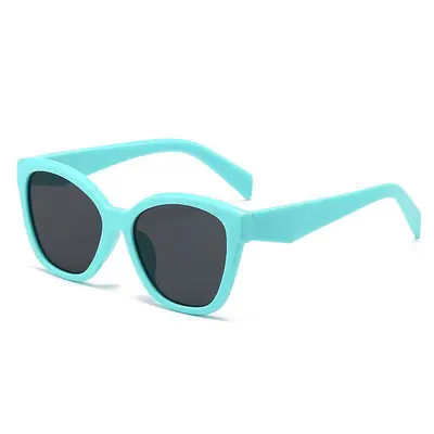 Minimalist Cat-Eye Sunglasses with UV Protection - 9