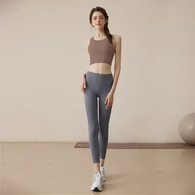 Damen Sport-BH und Weste Set mit festen Schalen, nahtlose Fitnessbekleidung - 11