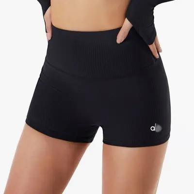 Rippstrick Yoga-Set, 2-teilig mit Shirt und Shorts, mit Brustpolster - 12