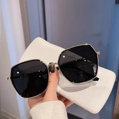 Women's Retro Large Frame Sunglasses UV Protection 2025 - 9