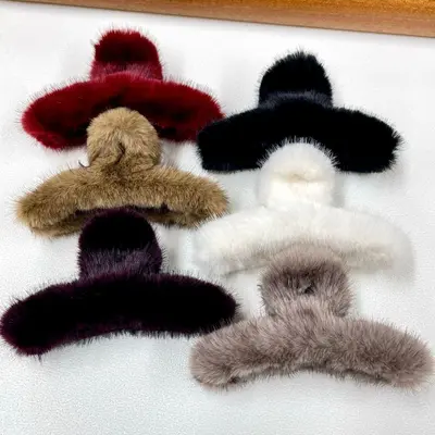 Oufile's new Korean-style mink hair clamp, back of head for women's hair, large plush hair clamp, shark clamp hair accessory