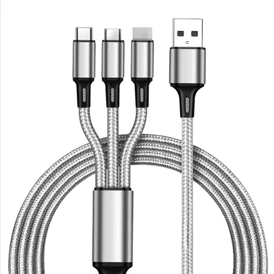 Spezielles Logo-Nylon-Flechtdatenkabel Eins-zu-Drei, Schnellladekabel für Mobiltelefone Drei-in-Eins-Ladekabel, Großhandelsverkauf für Pferdejahrgeschenke - 10