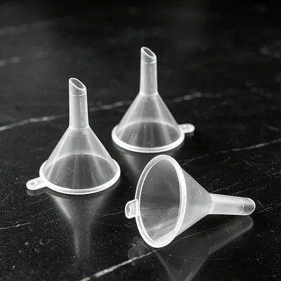 Plastik mini huni, şeffaf, parfüm numune ayırma için