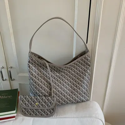 Large Capacity Women's Quilted Tote Bag Single Shoulder - 10