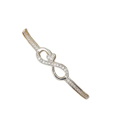 Grenzüberschreitender Bestseller europäisch-amerikanischer Mode vielseitig einsetzbar 8-förmiges Herzform-Armband hochwertiges elegantes leichtes Luxus-Design zeitgemäß Instagram-Style Nischen-Großhandel