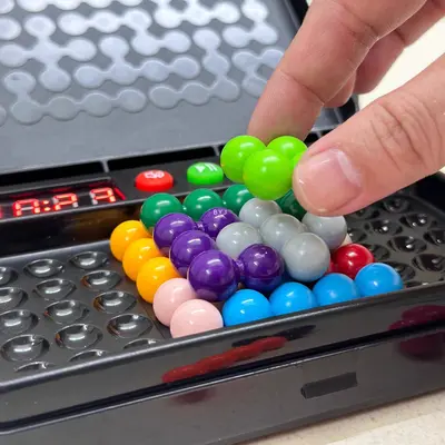 跨境儿童智慧魔珠闯关计时游戏机益智金字塔拼盘训练逻辑思维玩具