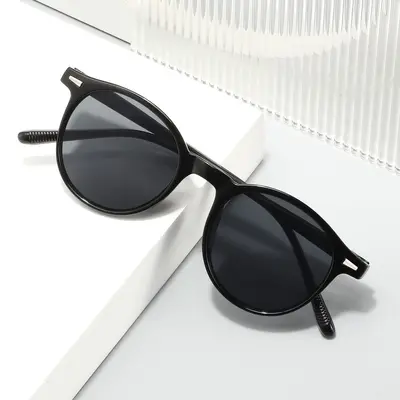 Small Round Frame Sunglasses, Unisex, UV Protection - 7
