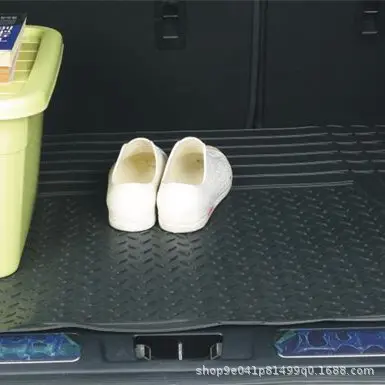 Universal PVC Trunk Mat, Cuttable