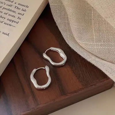 Minimalistische Ring-Ohrringe mit leichtem Luxus-Design - 8