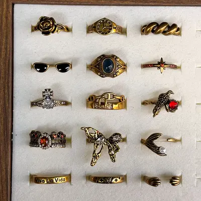 Lanzi Vintage-Retro-Damenring aus hochwertigem antiker Goldtechnik, hochfarbecht, luxuriöses Design, koreanischer Modeschmuck, Fingerring