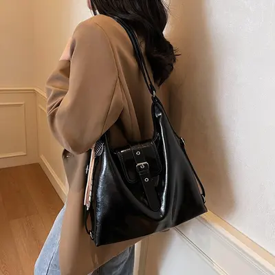 Kadın Büyük Kapasiteli Tote Çanta Omuz Çantası Lüks Görünümlü