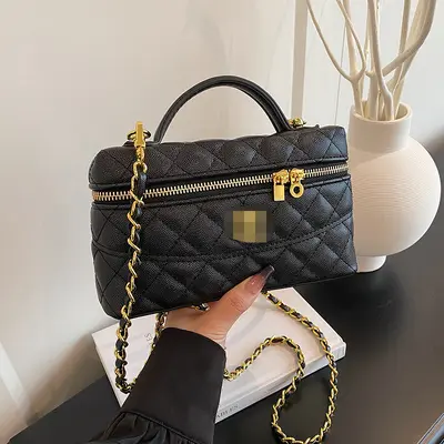 Damen-Schultertasche mit Rautensteppung 2025, Umhängetasche - 3