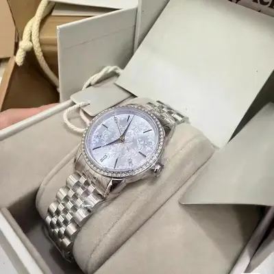 Kadın quartz saati, kabartmalı, ay ışığı tasarım - 4
