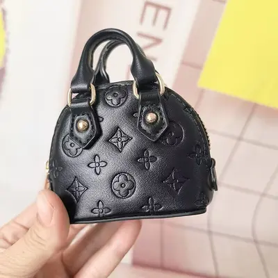 New Women's Mini Tote Bag Embossed Shell Bag Elegant Coin Purse Chanel Style Earphone Bag Compact Handbag