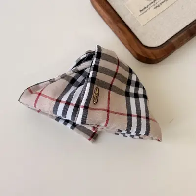 Women's Bow Banana Hair Clip, Retro Pattern, Half-Up Style