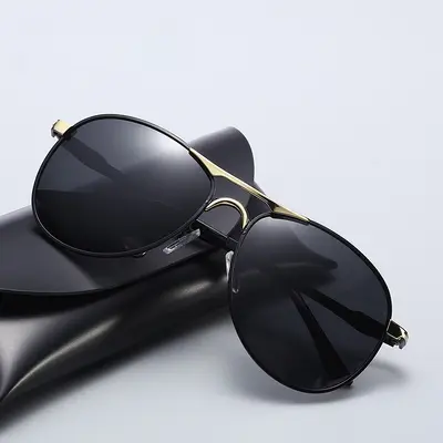Vintage-Polarisationssonnenbrillen mit Premium-Look für Herren, Pilotensonnenbrille, Fahrerbrille, polarisierte Fahrerbrille im Großhandel
