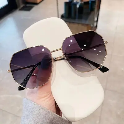Oversized Unisex Metal Frame UV Protection Sunglasses - 9